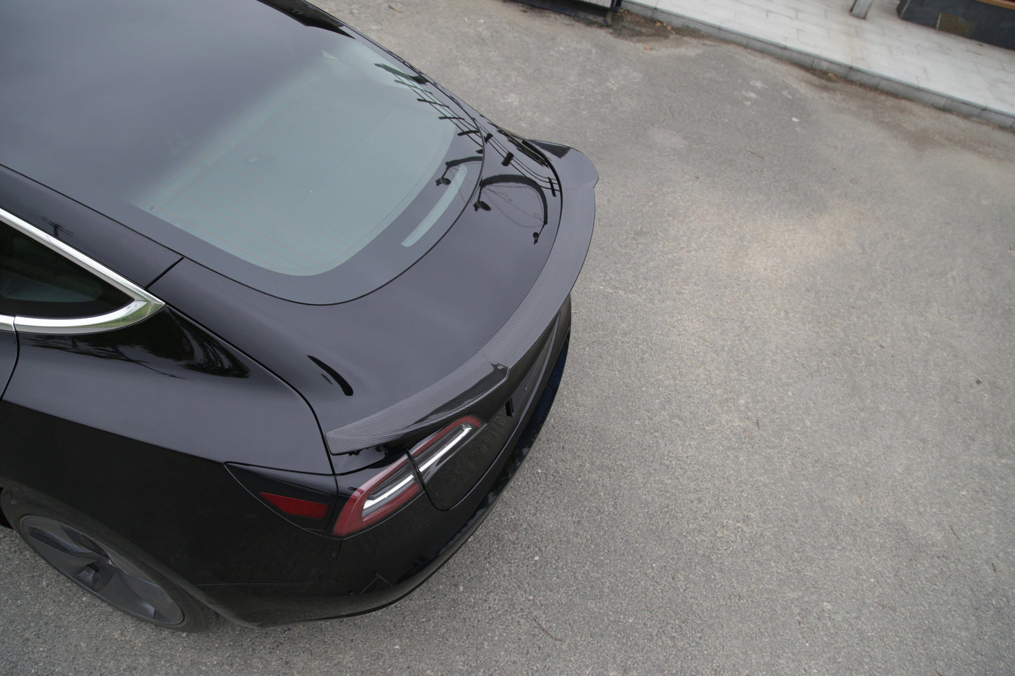 Cleviscoautomotive Spoiler V2